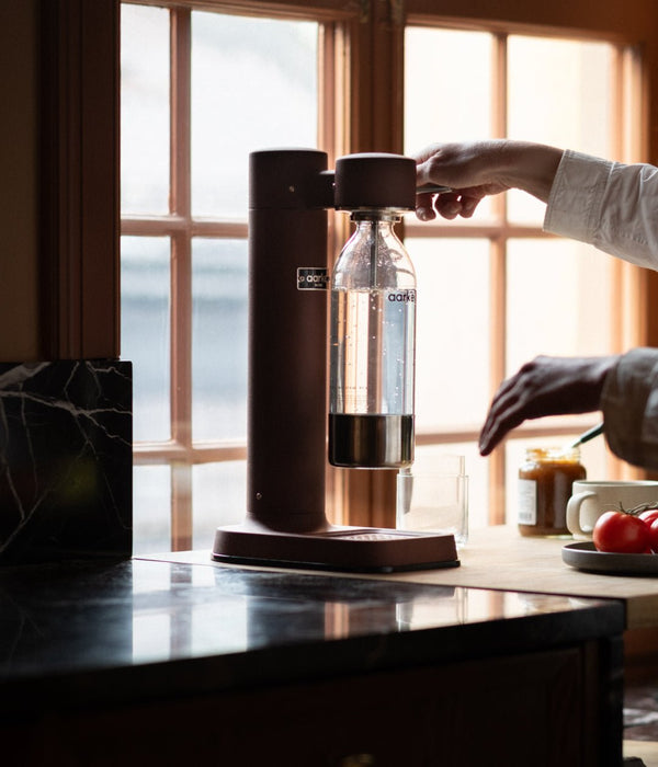 Carbonator 3 Burgundy Starter Kit - Sparkling Water Maker
