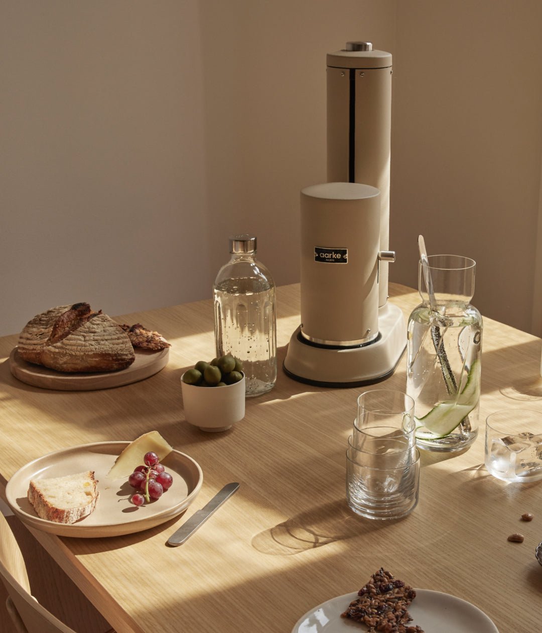 Aarke Carbonator Pro Sparkling Water Maker aarke-carbonator-pro-sparkling-water-maker